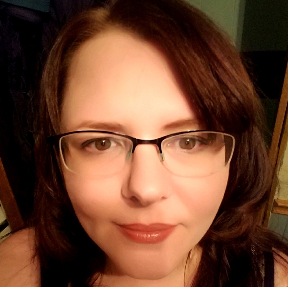 Meet your Posher, Felicia